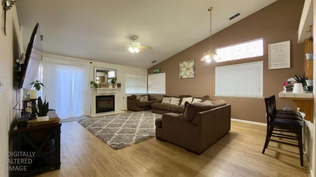 781 Hackett Rd, Ceres, CA 95307