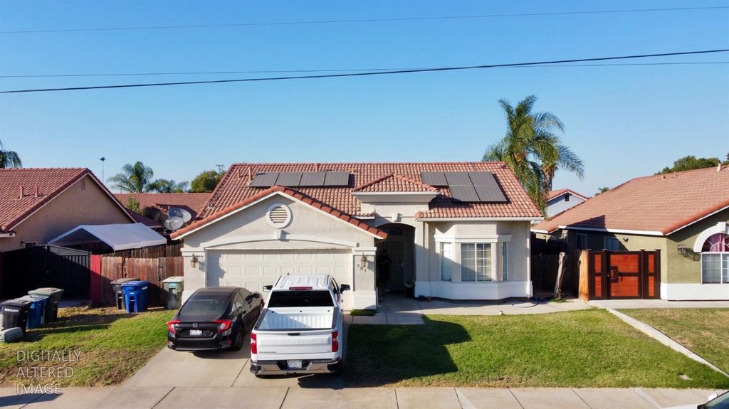 781 Hackett Rd, Ceres, CA 95307