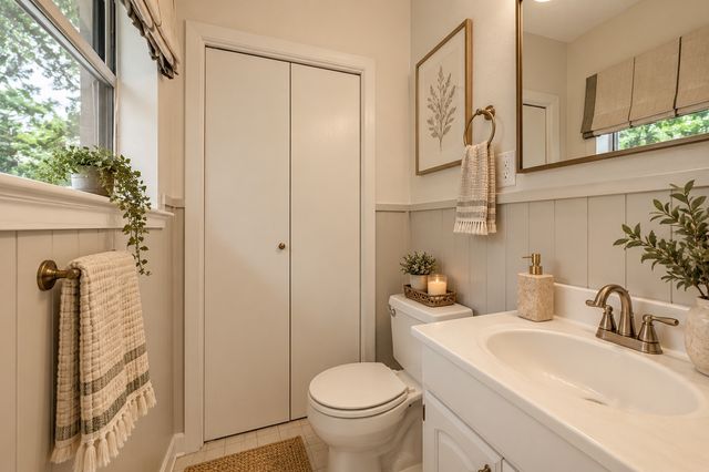 511 N Cherry Street, Aubrey, TX 76227