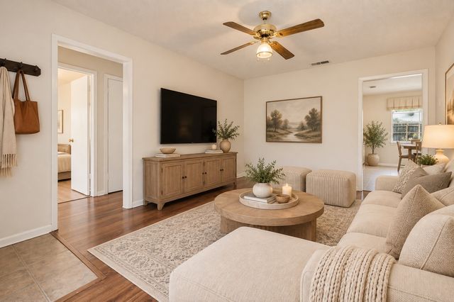 511 N Cherry Street, Aubrey, TX 76227
