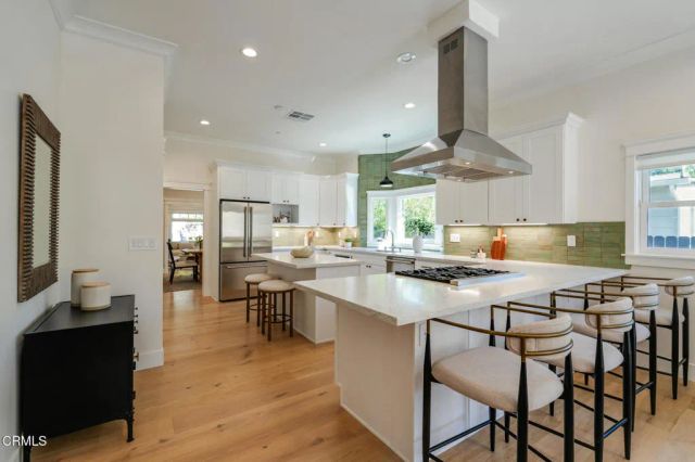 1023 Adelaine Avenue, South Pasadena, CA 91030