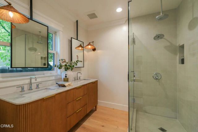 1023 Adelaine Avenue, South Pasadena, CA 91030