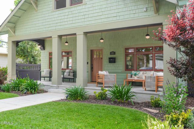 1023 Adelaine Avenue, South Pasadena, CA 91030