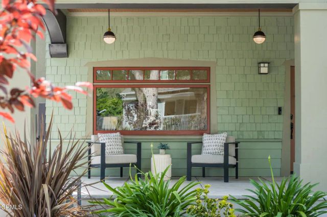 1023 Adelaine Avenue, South Pasadena, CA 91030