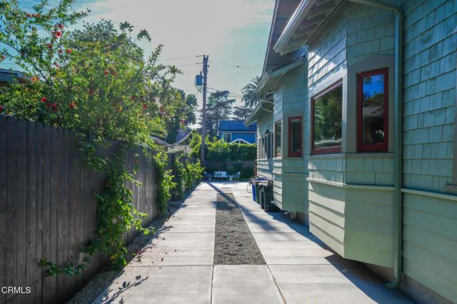 1023 Adelaine Avenue, South Pasadena, CA 91030