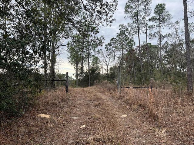 20140 NW 27TH STREET, Morriston, FL 32668