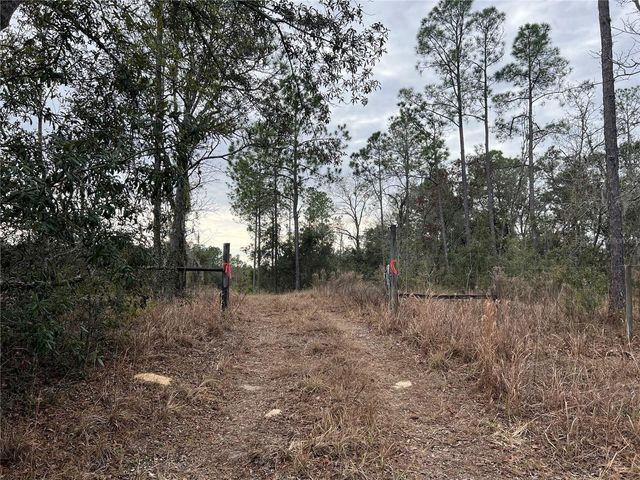 20140 NW 27TH STREET, Morriston, FL 32668