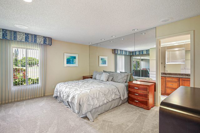 4733 S Fountains Dr S S, Lake Worth, FL 33467