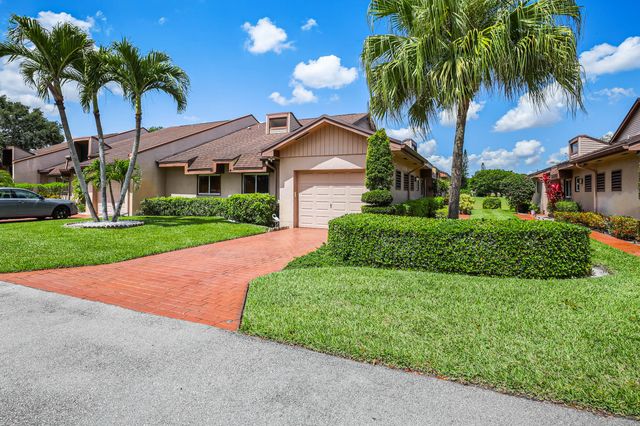 4733 S Fountains Dr S S, Lake Worth, FL 33467