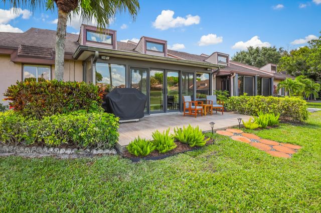 4733 S Fountains Dr S S, Lake Worth, FL 33467