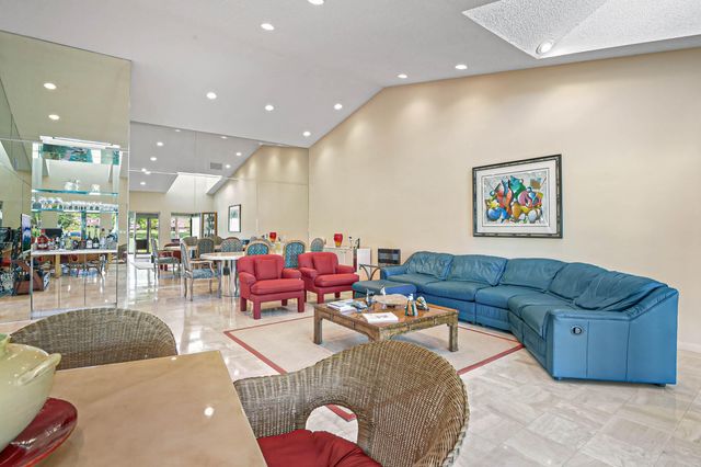 4733 S Fountains Dr S S, Lake Worth, FL 33467