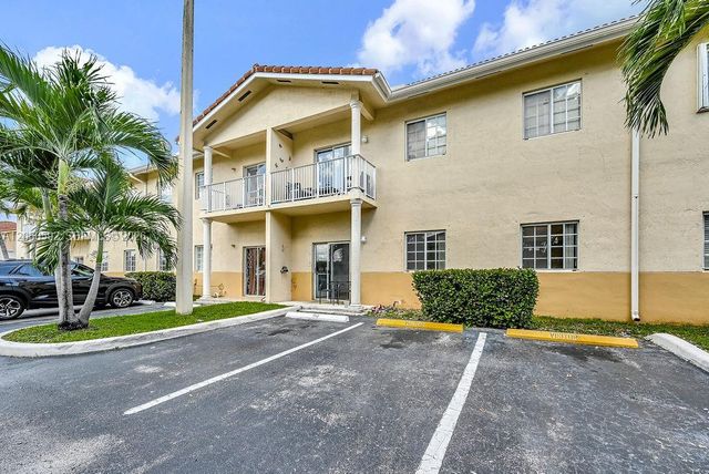 6900 NW 179th St 104-1, Hialeah, FL 33015