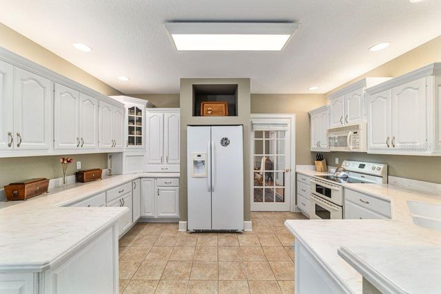 905 SE 12TH STREET, Ocala, FL 34471