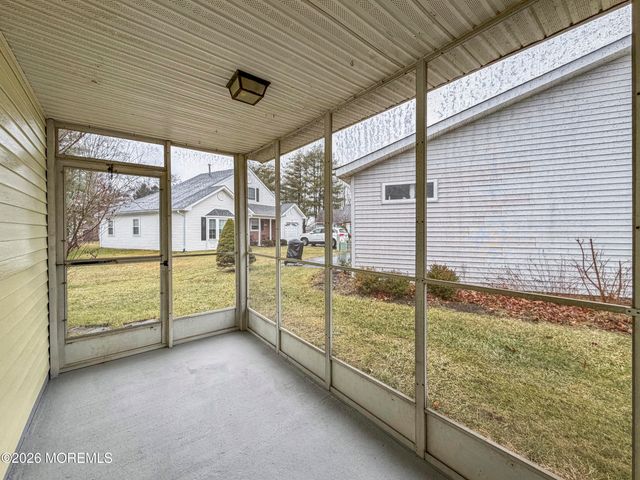 47 Carnaby Close, Freehold, NJ 07728