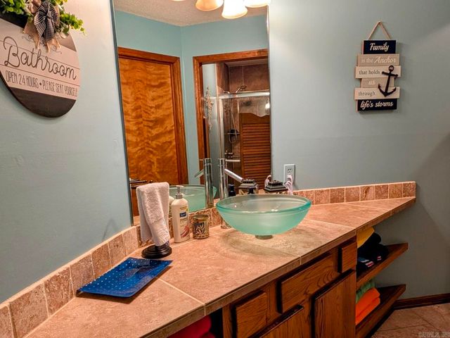 152 Mimosa Point, Hot Springs, AR 71913