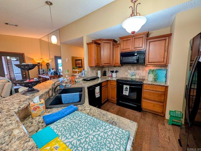 152 Mimosa Point, Hot Springs, AR 71913