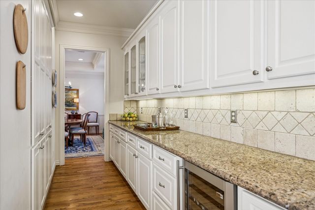 2025 Park Street, Houston, TX 77019