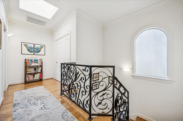 2025 Park Street, Houston, TX 77019