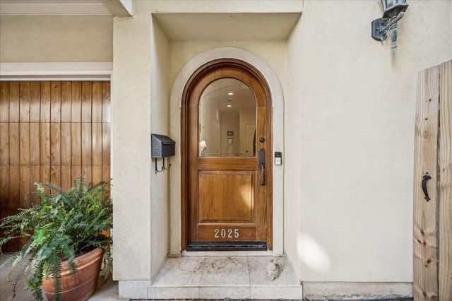 2025 Park Street, Houston, TX 77019