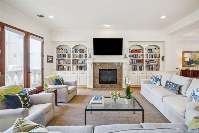 2025 Park Street, Houston, TX 77019