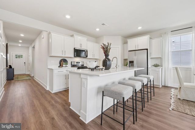 123 TRELLIS VIEW LN, Winchester, VA 22602