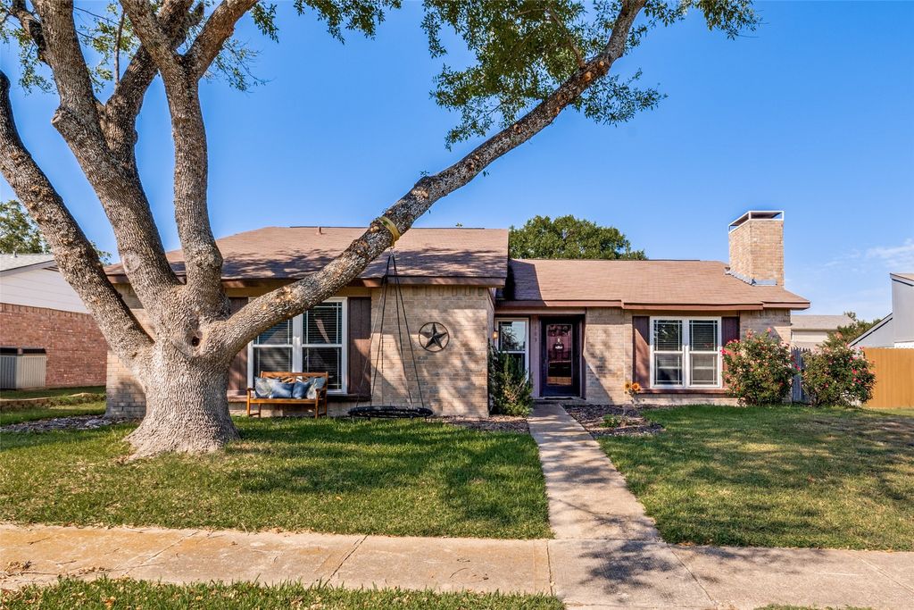 1103 Elk Grove, Richardson, TX 75081