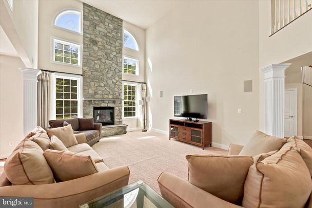 4 JAMES GETTY LN, Glen Mills, PA 19342