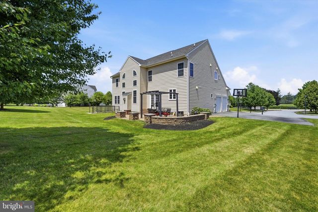 4 JAMES GETTY LN, Glen Mills, PA 19342
