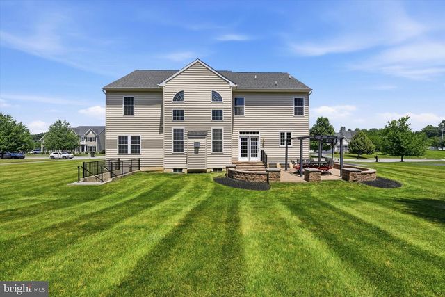 4 JAMES GETTY LN, Glen Mills, PA 19342
