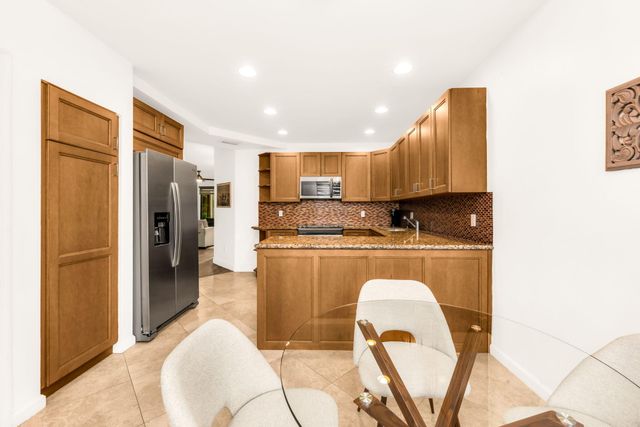 6675 Montego Bay Boulevard E, Boca Raton, FL 33433