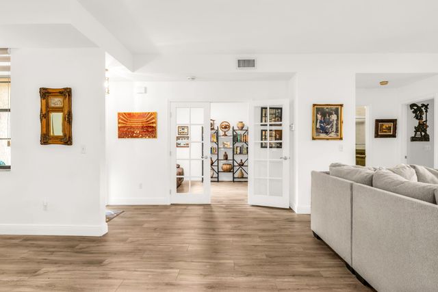 6675 Montego Bay Boulevard E, Boca Raton, FL 33433