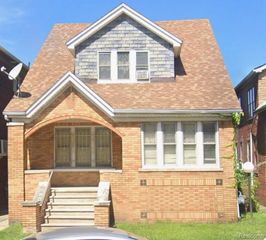 2611 Holbrook Street, Hamtramck, MI 48212