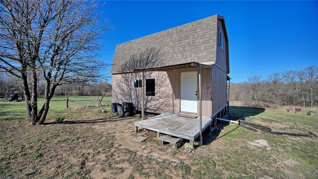 1486 Hildreth Pool Road, Bowie, TX 76230