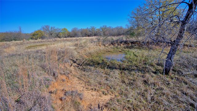 1486 Hildreth Pool Road, Bowie, TX 76230
