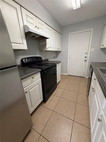 100 Uhland RD 1, San Marcos, TX 78666