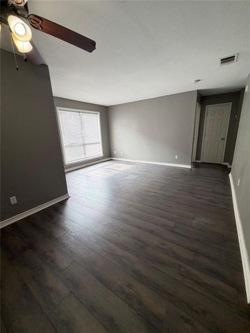 100 Uhland RD 1, San Marcos, TX 78666