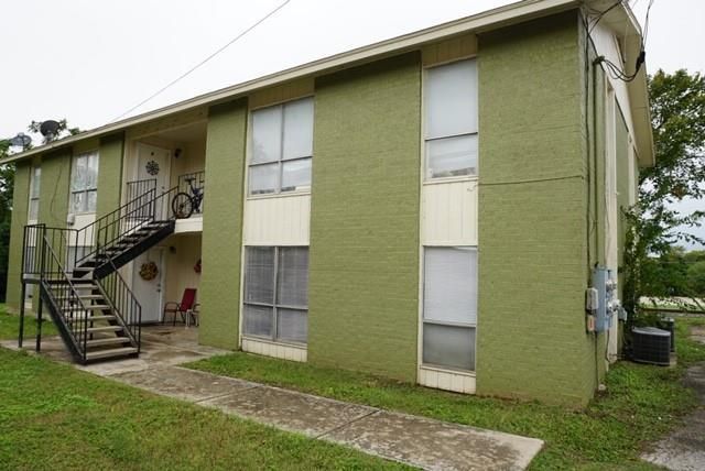 100 Uhland RD 1, San Marcos, TX 78666