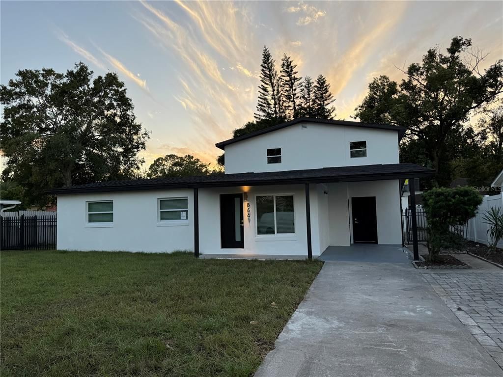 8641 MAY CIRCLE, Tampa, FL 33614