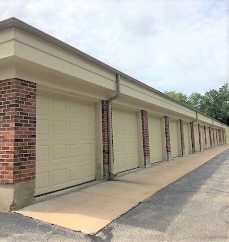 801 N McLean Boulevard 206, Elgin, IL 60123