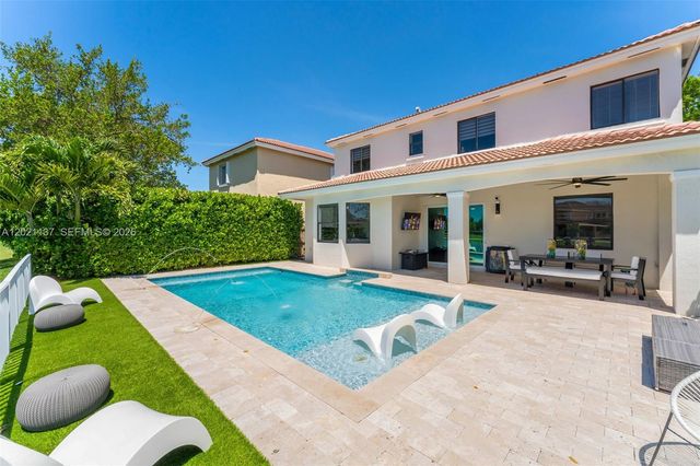 9024 SW 206th St, Cutler Bay, FL 33189