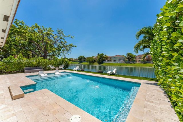 9024 SW 206th St, Cutler Bay, FL 33189