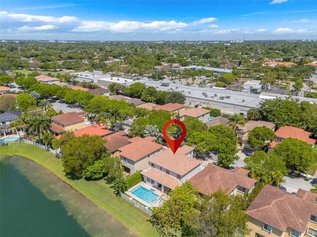 9024 SW 206th St, Cutler Bay, FL 33189