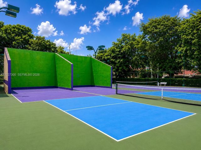 15540 SW 80th St D-304, Miami, FL 33193