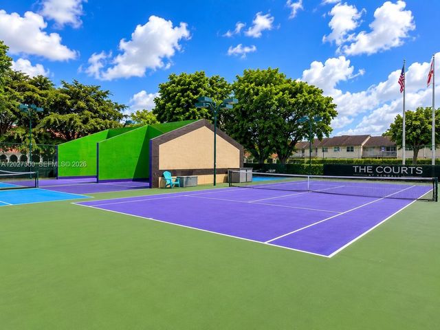 15540 SW 80th St D-304, Miami, FL 33193