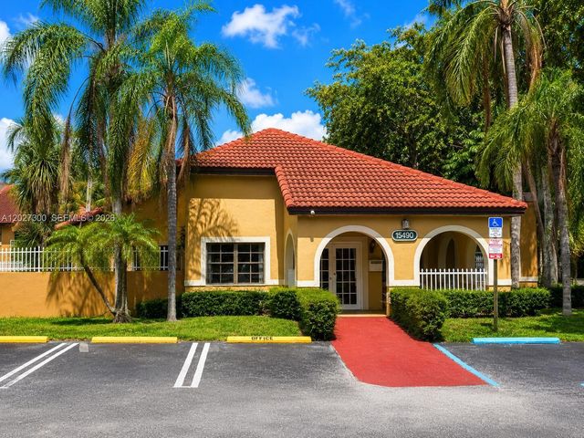 15540 SW 80th St D-304, Miami, FL 33193