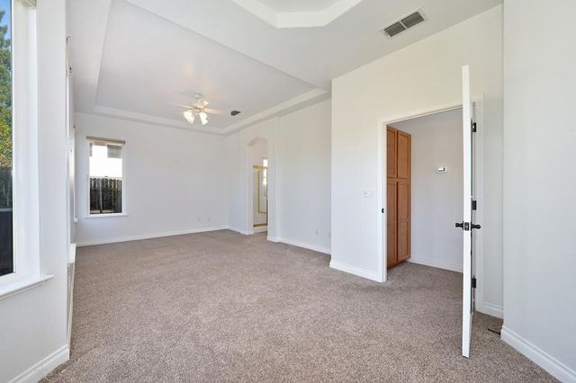 12129 Gold Bluff Ln, Gold River, CA 95670