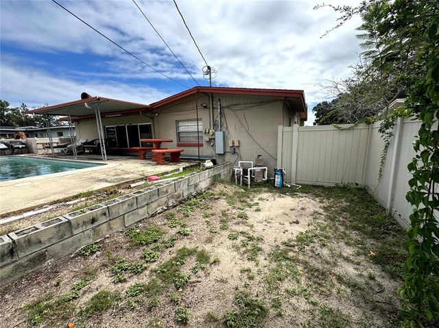 2008 CRICKET DRIVE, Orlando, FL 32808