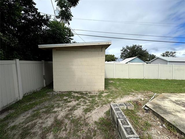 2008 CRICKET DRIVE, Orlando, FL 32808