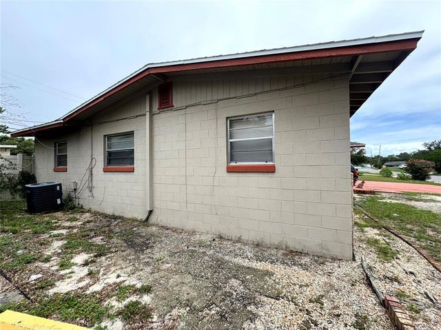 2008 CRICKET DRIVE, Orlando, FL 32808
