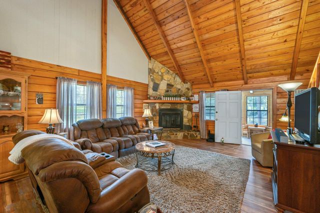 4869 Retta Lane, Crestview, FL 32536